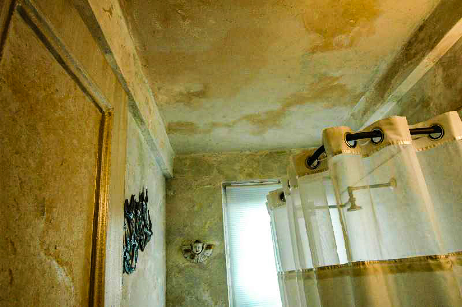 Earth Bathroom