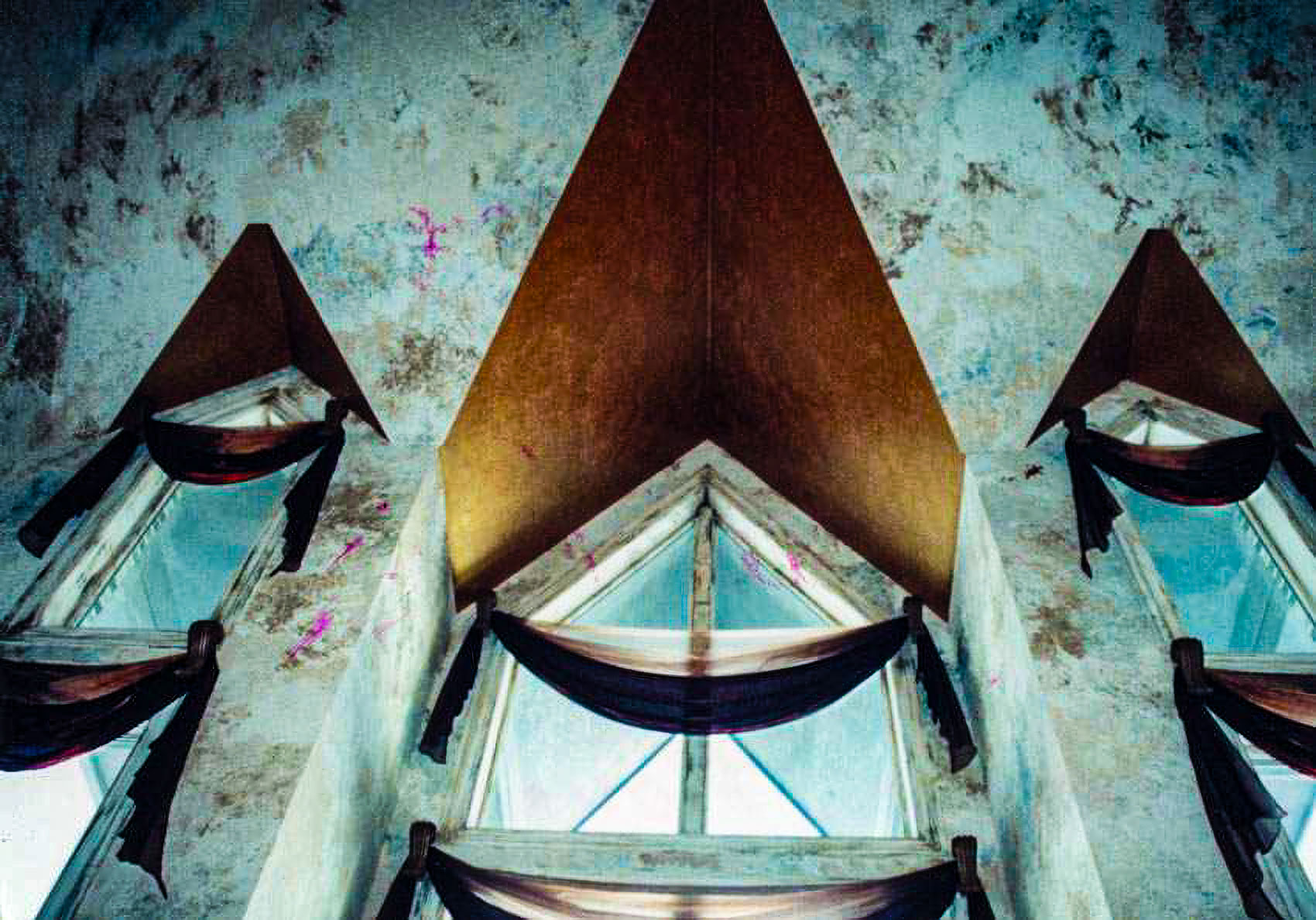 Inlaid Copper Faux, Textured Walls