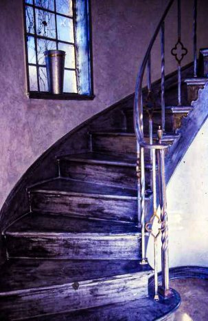 Silver Staircase with Glaze
