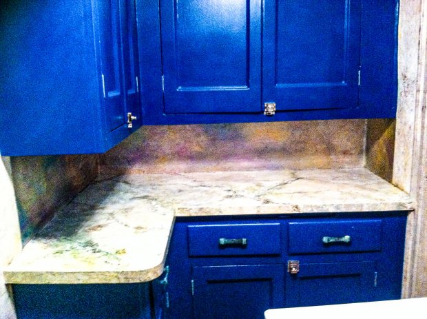 Marbled Counter top/Faux Glass Backsplash