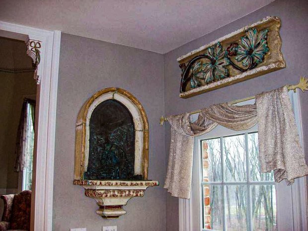 Decorated Niche and Moulding